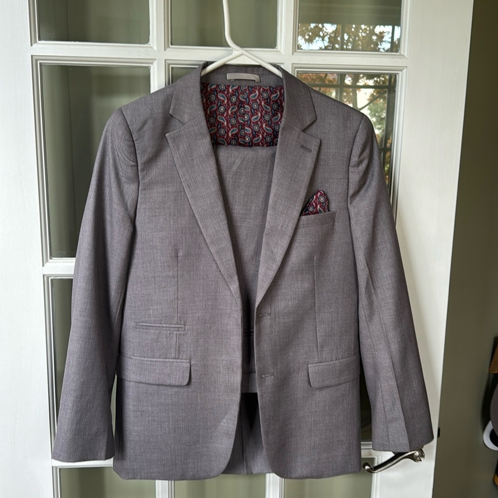 Isaac Mizrahi boys grey suit and pants